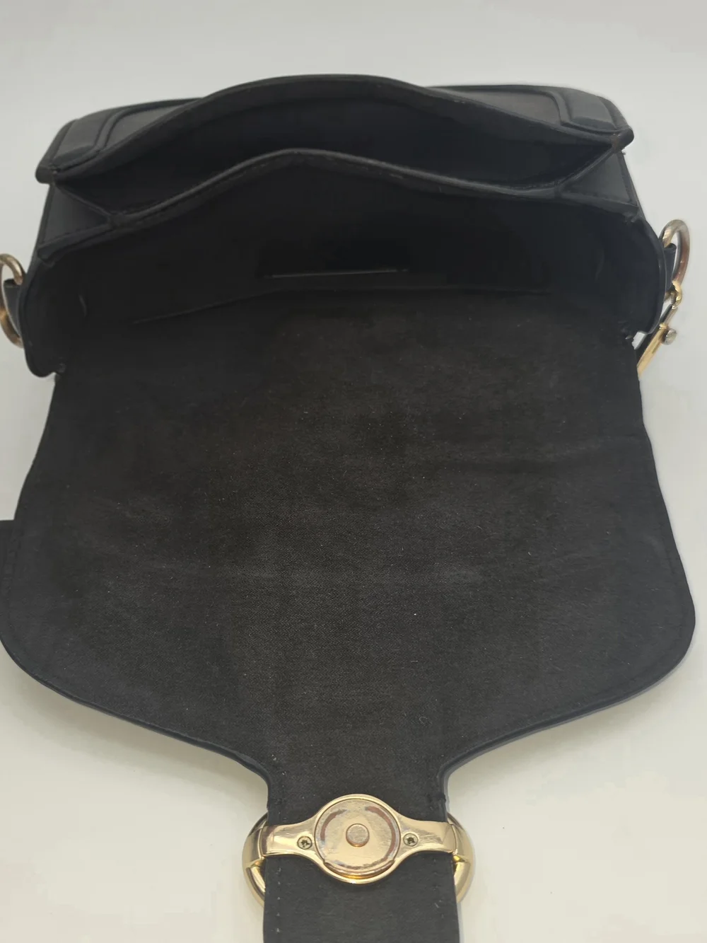 Coach Signature Crossbody Bag in Black with Gold Hardware